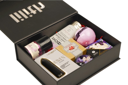 [A&L-2662] Lilith’s Bath Ritual Box – Vibrating Teaser, Bath Salts, Bomb, Shave Cream, Clitoral Serum & Massage Candle – Luxury Sensual Self-Care Spa Kit